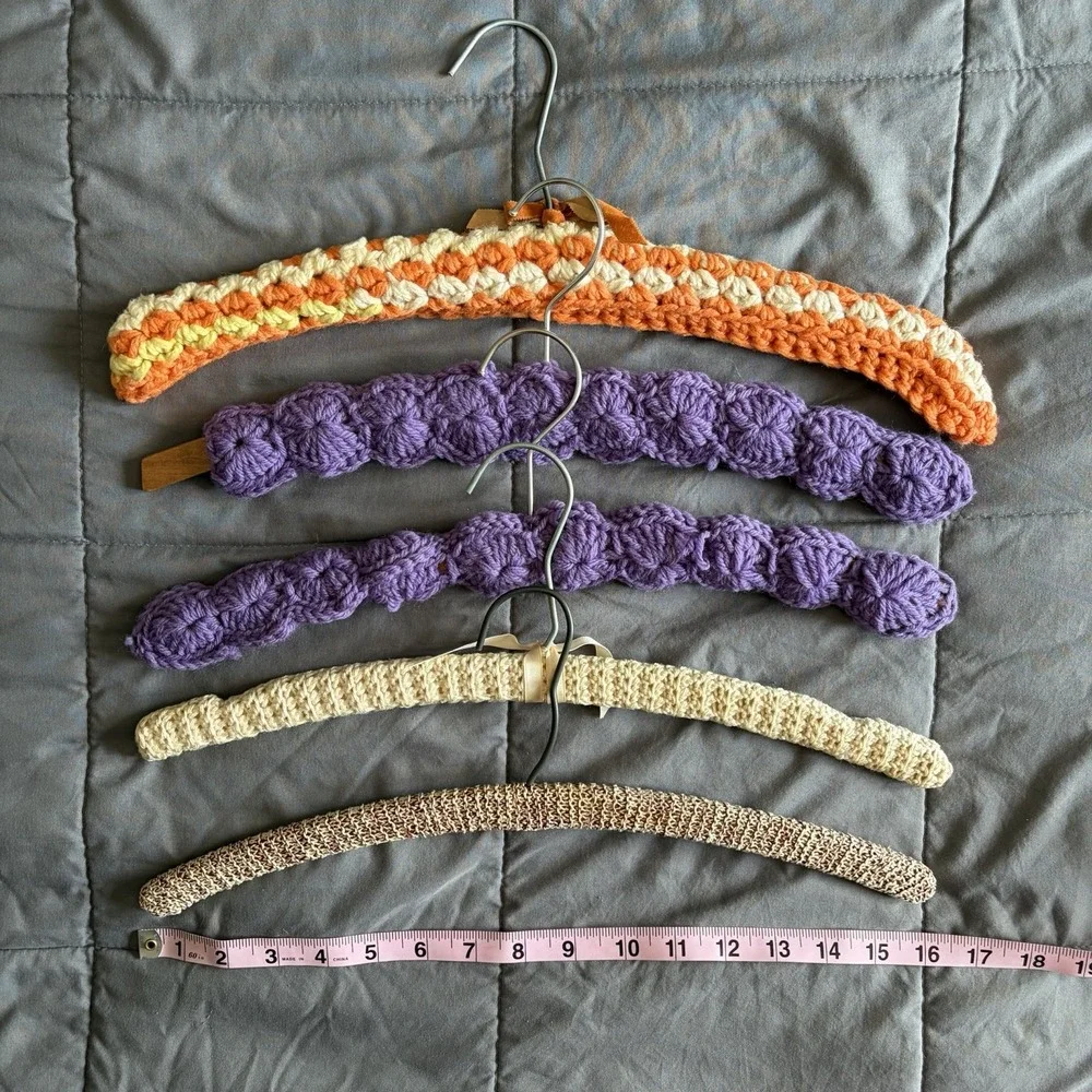 VTG Lot Of 5 Wooden Crochet Hangers 70s 60s Retro Cottagecore Country Grannycore
